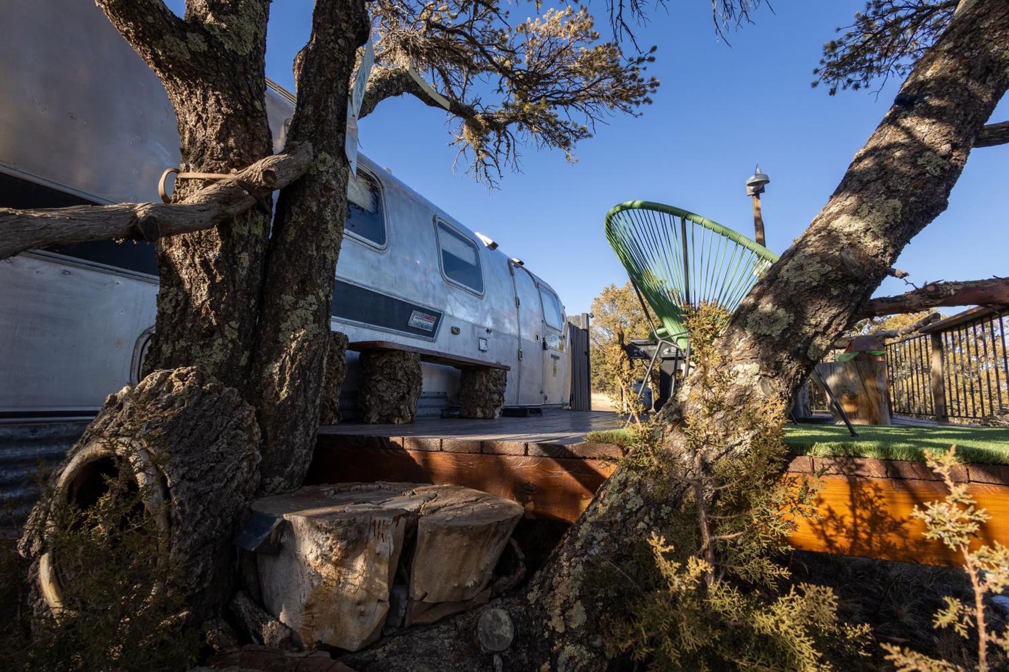 Silver Bullet Airstream at El Mistico Nogal Exterior foto